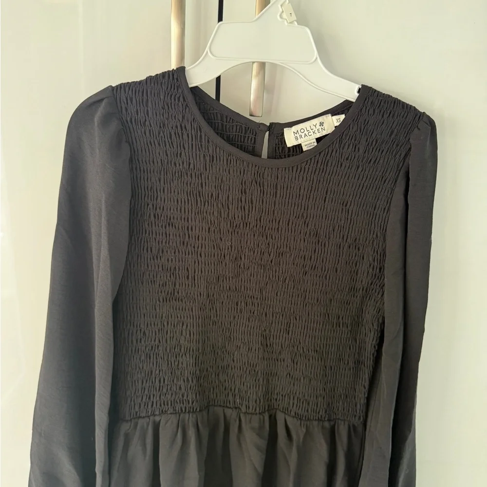 Molly Bracken Black Textured Dress - Picture 3 of 9